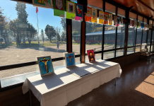 🎨✨ Se llevó a cabo en nuestro pasillo central la muestra de trabajos realizados por estudiantes de Segundo Medio, en el marco de la celebración de la Semana de la Educación Artística.